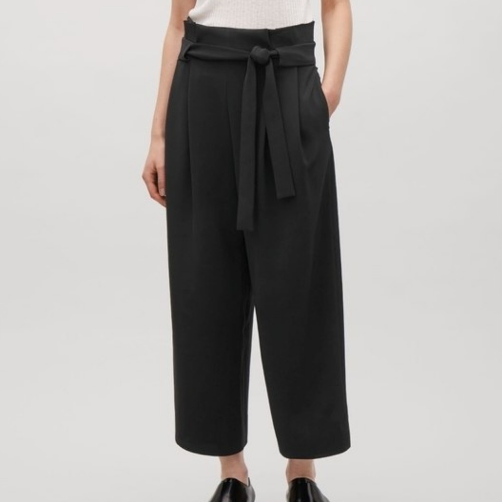 COS Pleated Pants / Black